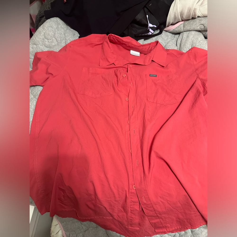 Columbia men’s shirt